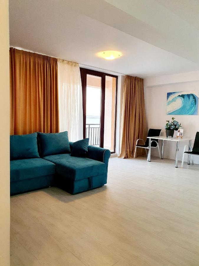Coral -mamaia Nord *