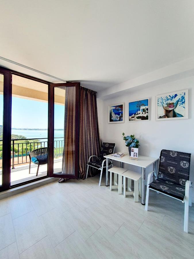 Coral -mamaia Nord * Mamaia