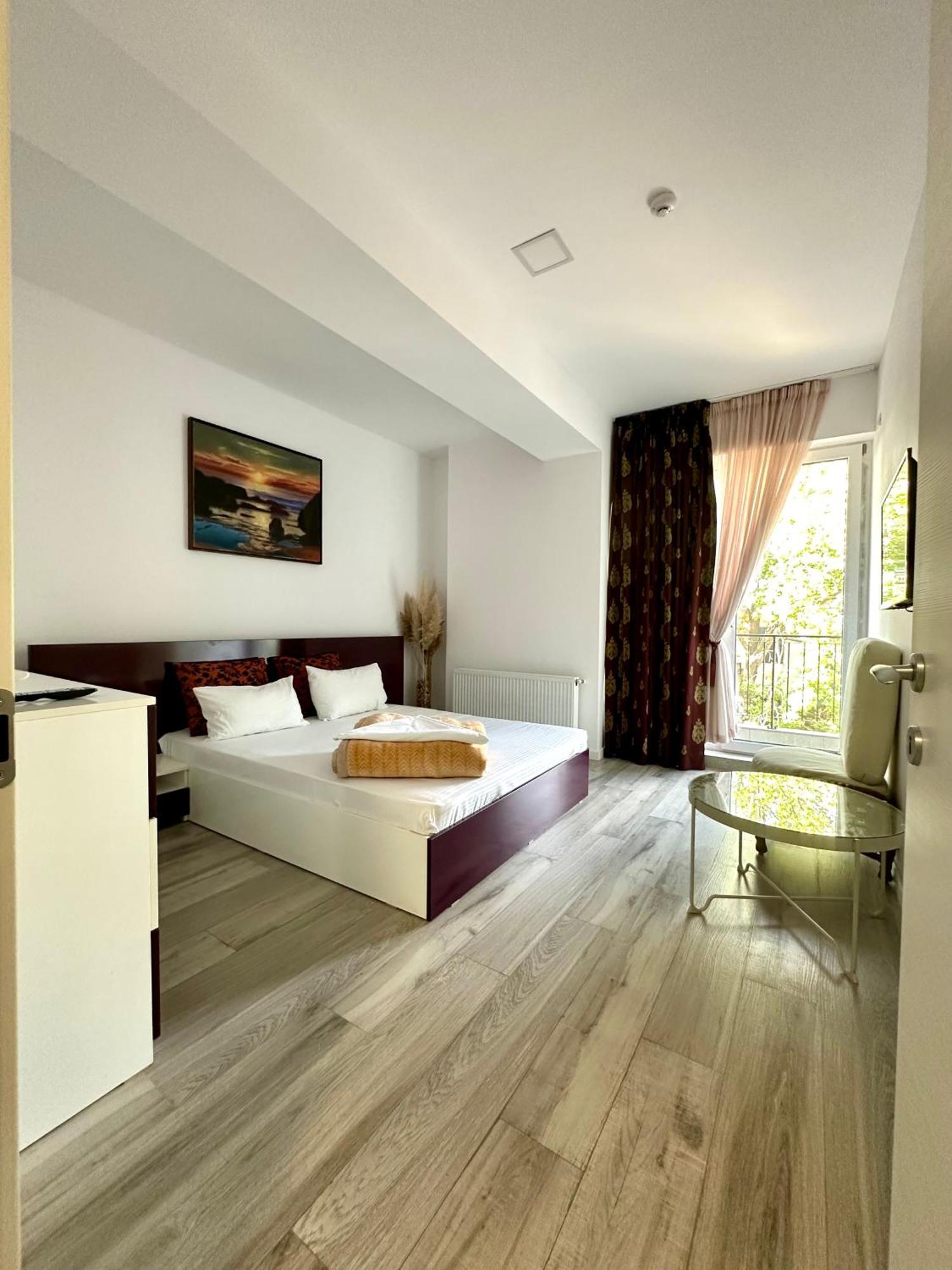 Coral -mamaia Nord *